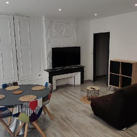 Appartement F2 Dans Le Centre Historique Le Puy-en-Velay Eksteriør billede