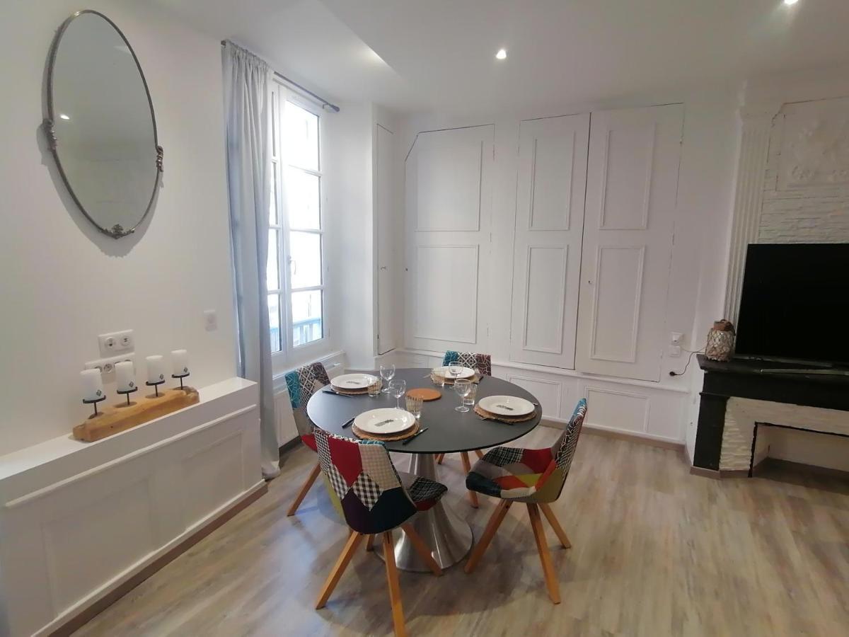 Appartement F2 Dans Le Centre Historique Le Puy-en-Velay Eksteriør billede